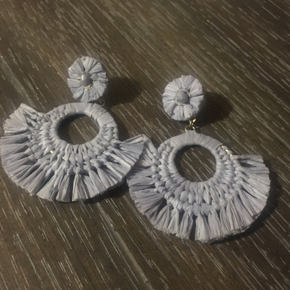 One pair of earrings.
